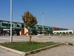 Richtung Balaton - Die Autbahn bei Wien in Österreich