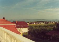 Alsóörs am Abend: Blick auf den See