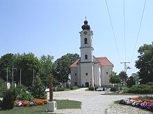 Die Kirche in Balatonkeresztúr