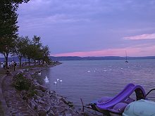 Blick von der Mole auf den Balaton